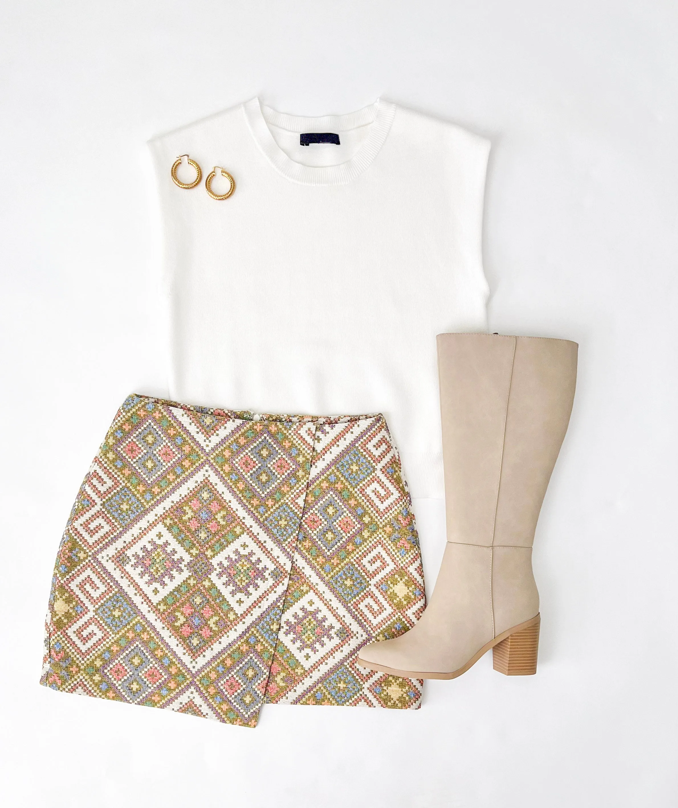 COULD HAVE BEEN ME TRIBAL PRINT MINI SKIRT