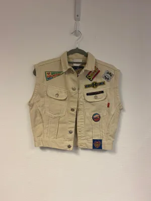 Cream sleeveless denim jacket with patches, Wild Jeans, Size 8