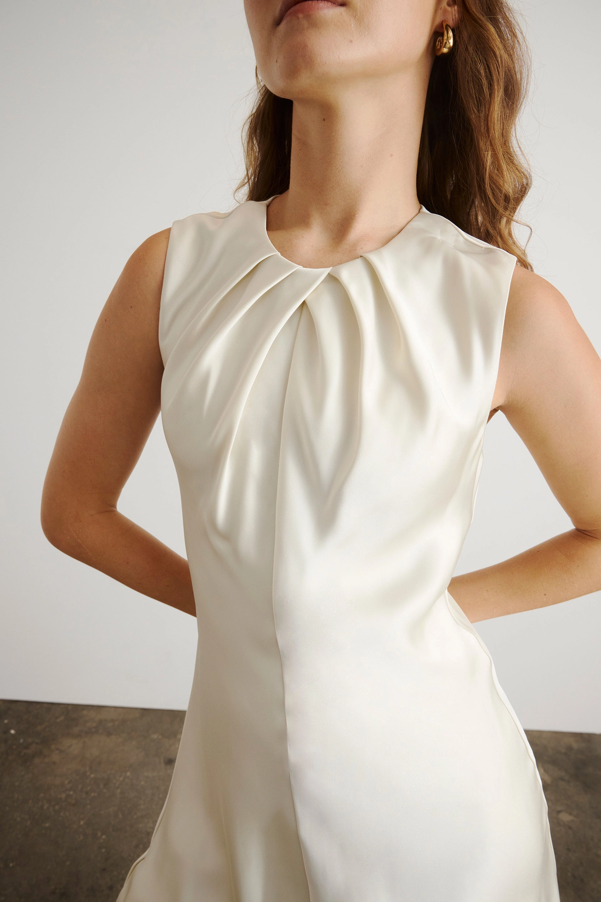 Emily Dress travel mode Easy Layers