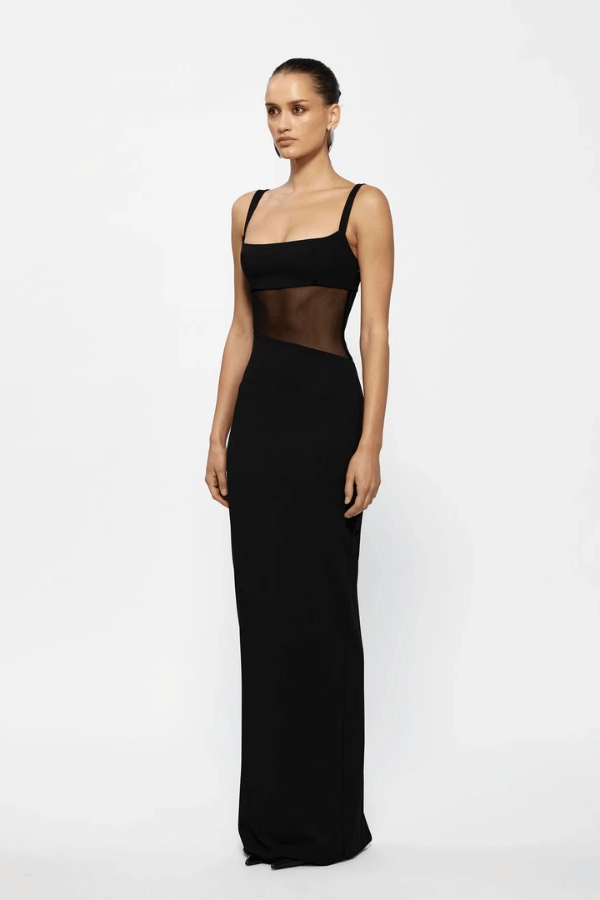 Coastal Chic Statement Look Cyia Gown Black