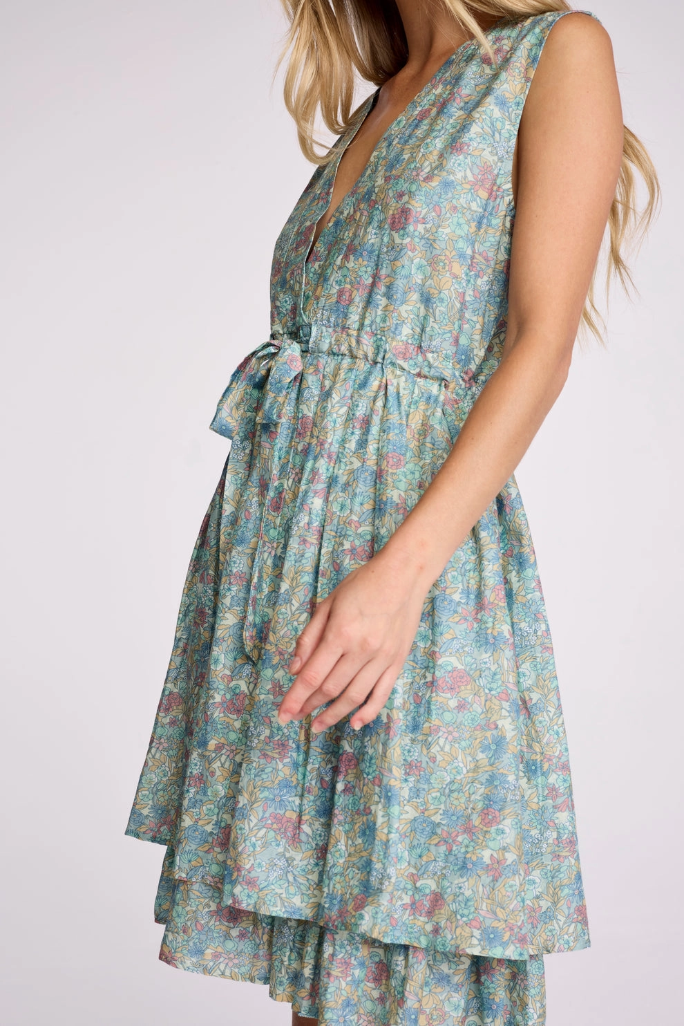 DAPHNE DRESS Smile Glow