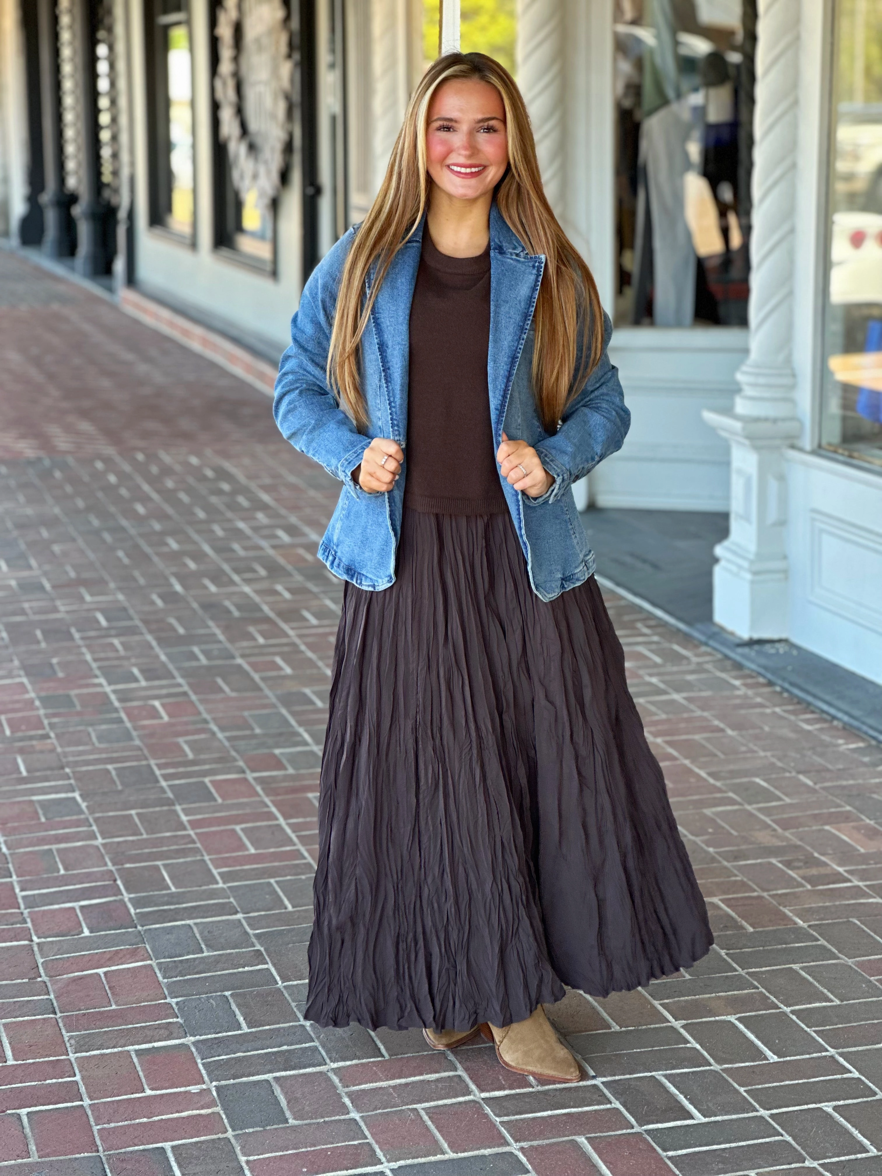 Travel Ease Dark Brown Elegant Crinkled Maxi Skirt