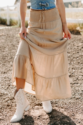 Smooth Feel Ocean Serenade Tiered Maxi Skirt (Khaki)