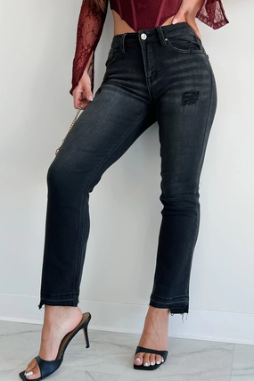 ReflectiveAccentDetails Essential Comfort Wear Dawes Mid Rise Uneven Hem Risen Straight Leg Jeans (Black)