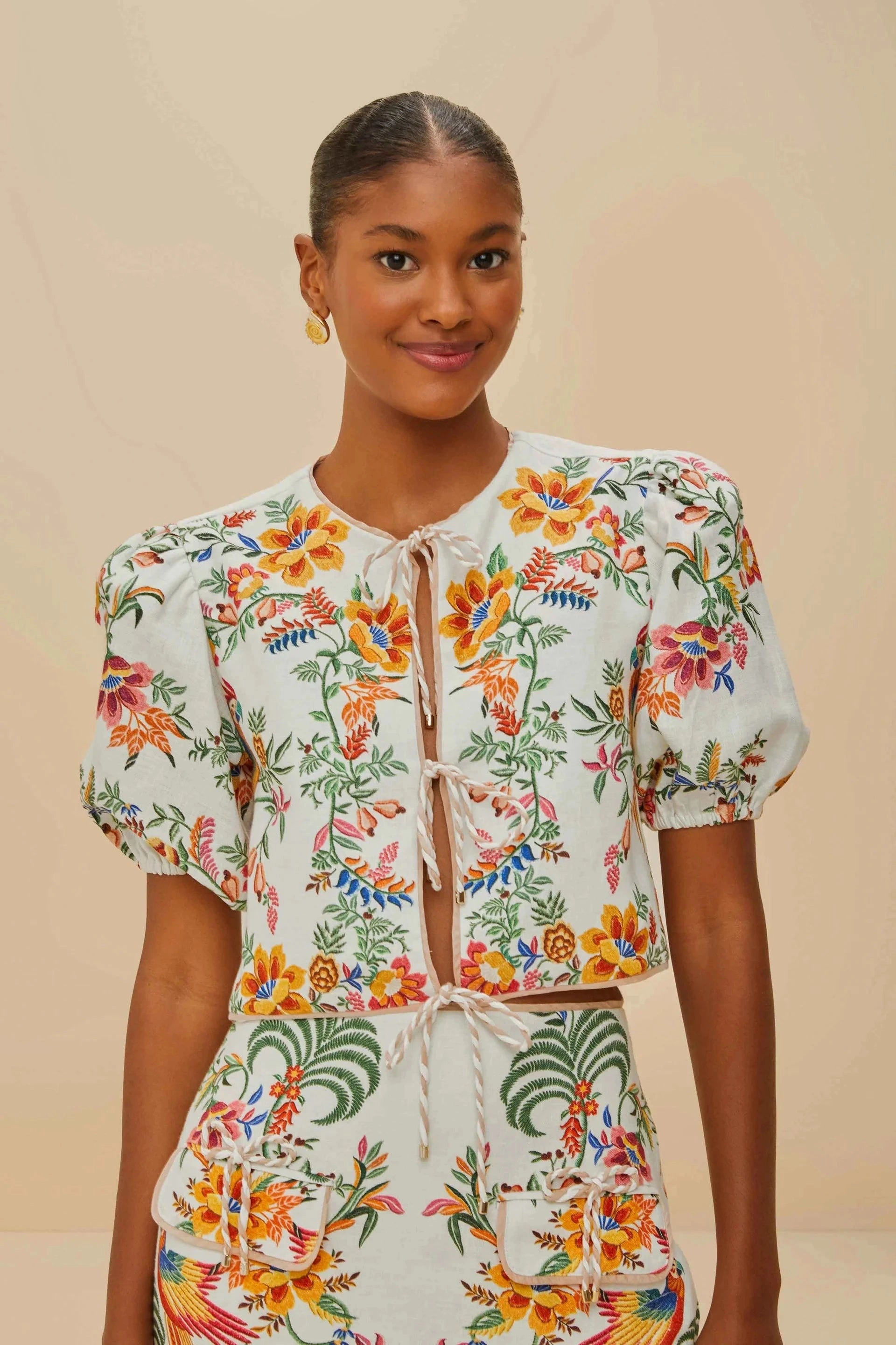 Light Fabric Delicate Forest Scarves Blouse Off-White