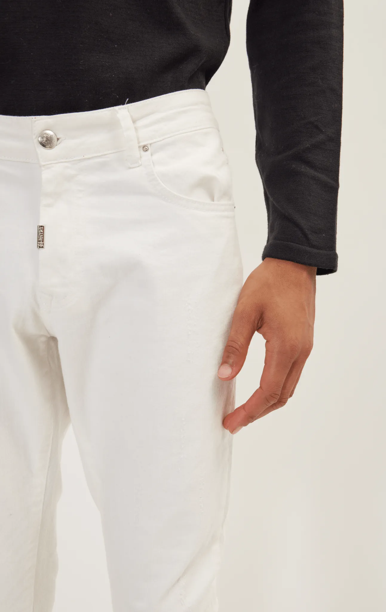 Distressed Ripped Hem Skinny Jeans - White