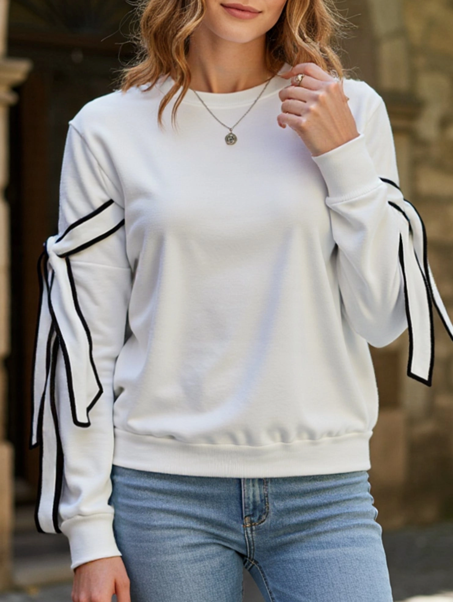 Bowknot round neck long-sleeved pullover sweatshirt Lightweight Fabric