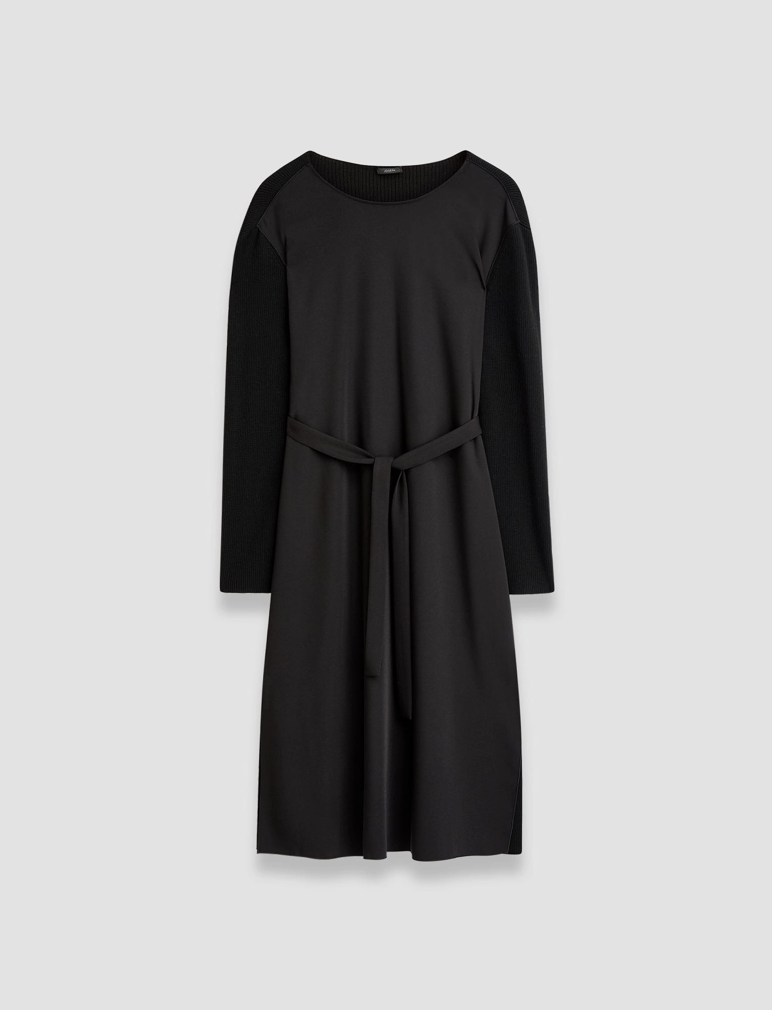 Smart Detail Timeless Soft Drapy Cady Didot Dress