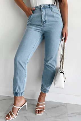 Comfy Design Low Bulk Design Edison Elastic Cuff Jogger Jeans (Light Denim)