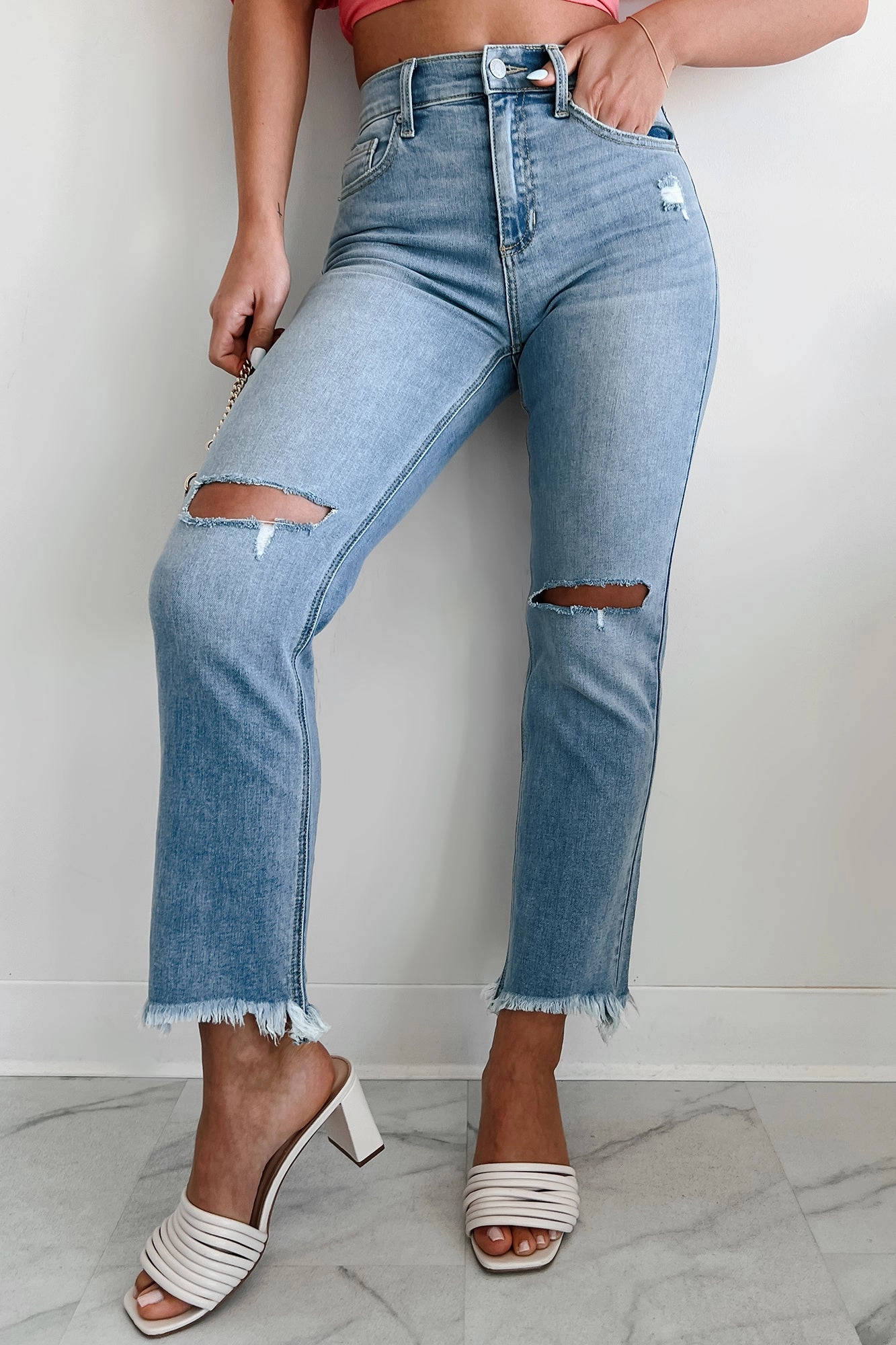 Dressy look Durable Fit Effie High Rise Distressed Sneak Peek Straight Leg Jeans (Light)