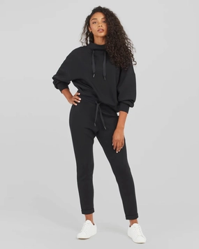 AIRESSENTIALS TAPERED PANT Warm design