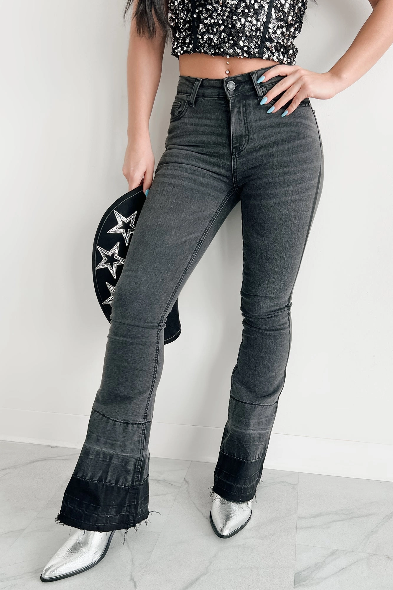 Ripped design Slim Wear Design Valkyrie High Rise Flare Indigo Reign Jeans (Black)