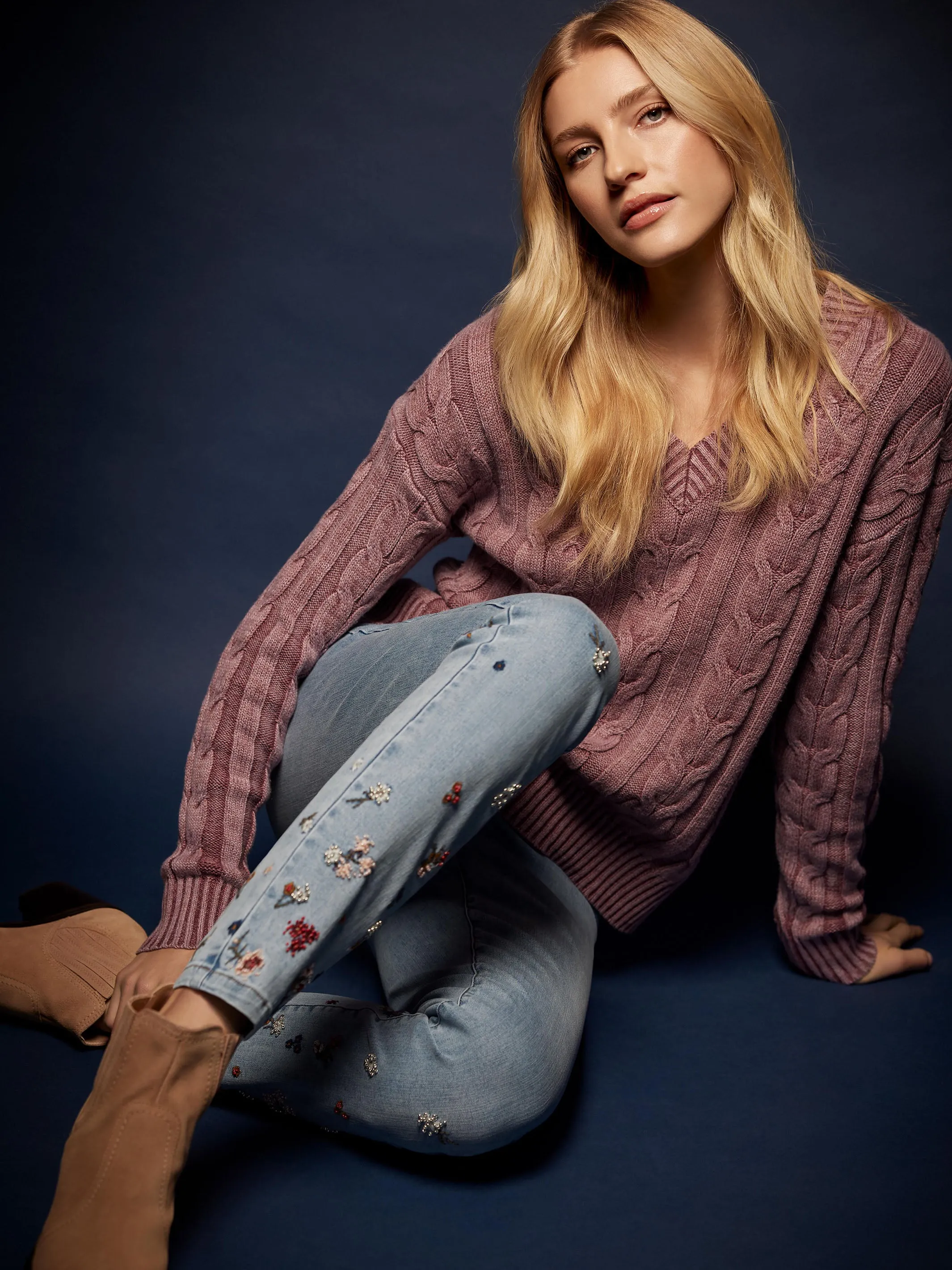 Embroidered And Beaded Slim Fit Jeans - Medium Blue