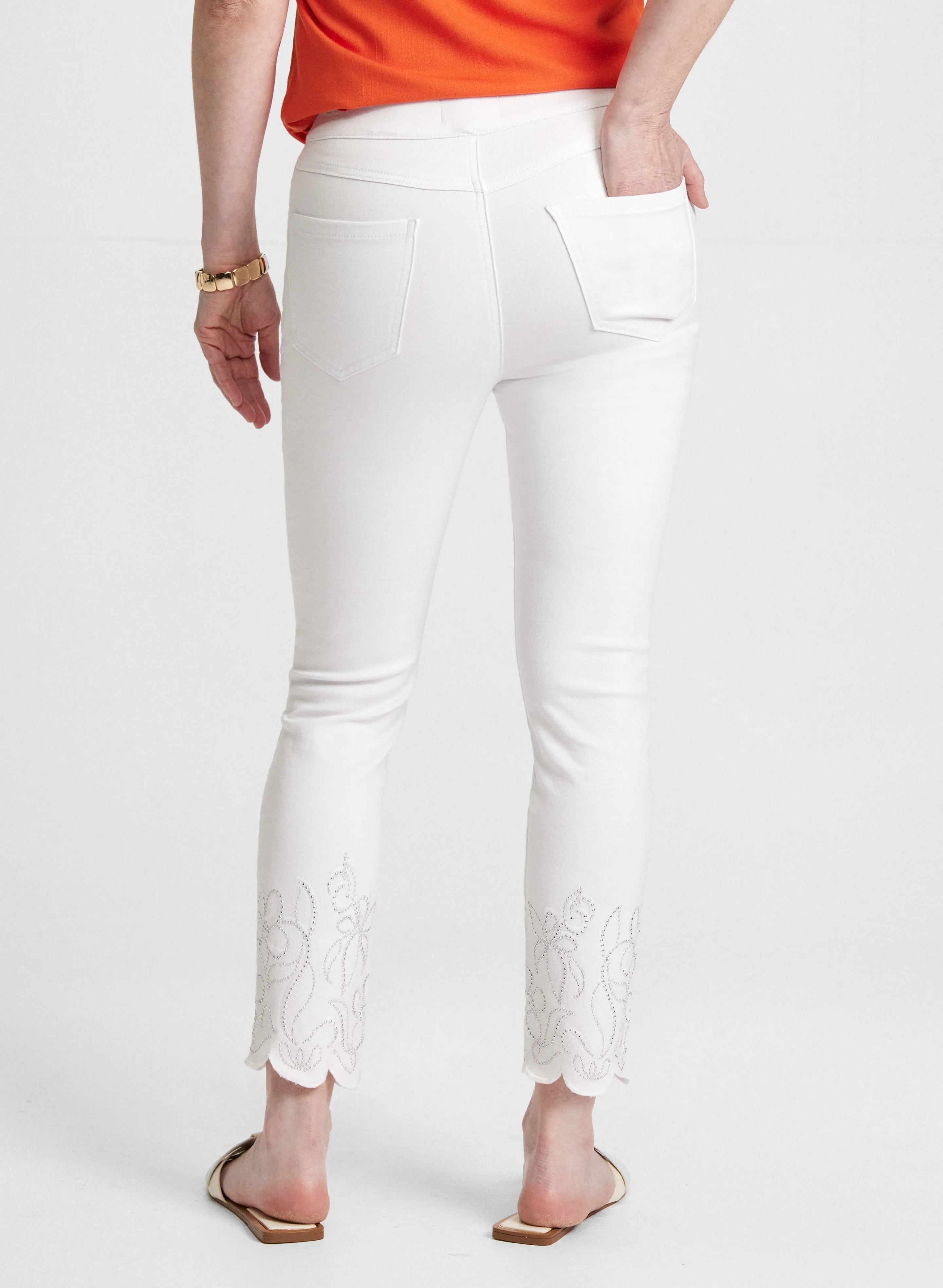 Embroidered Hem Pull-On Jeans