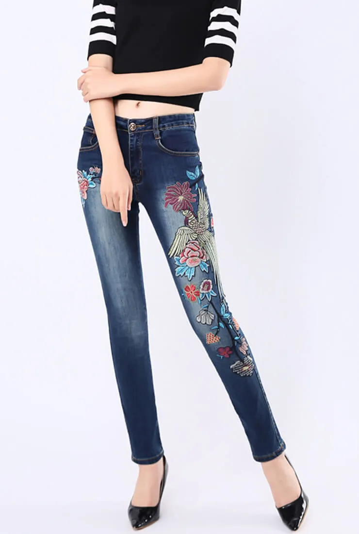 Embroidered Stretch-Slim Skinny Jeans