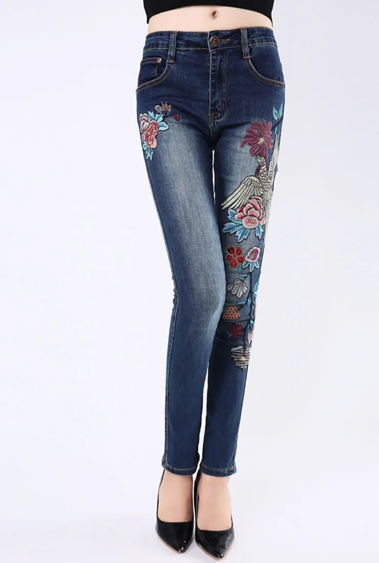 Embroidered Stretch-Slim Skinny Jeans