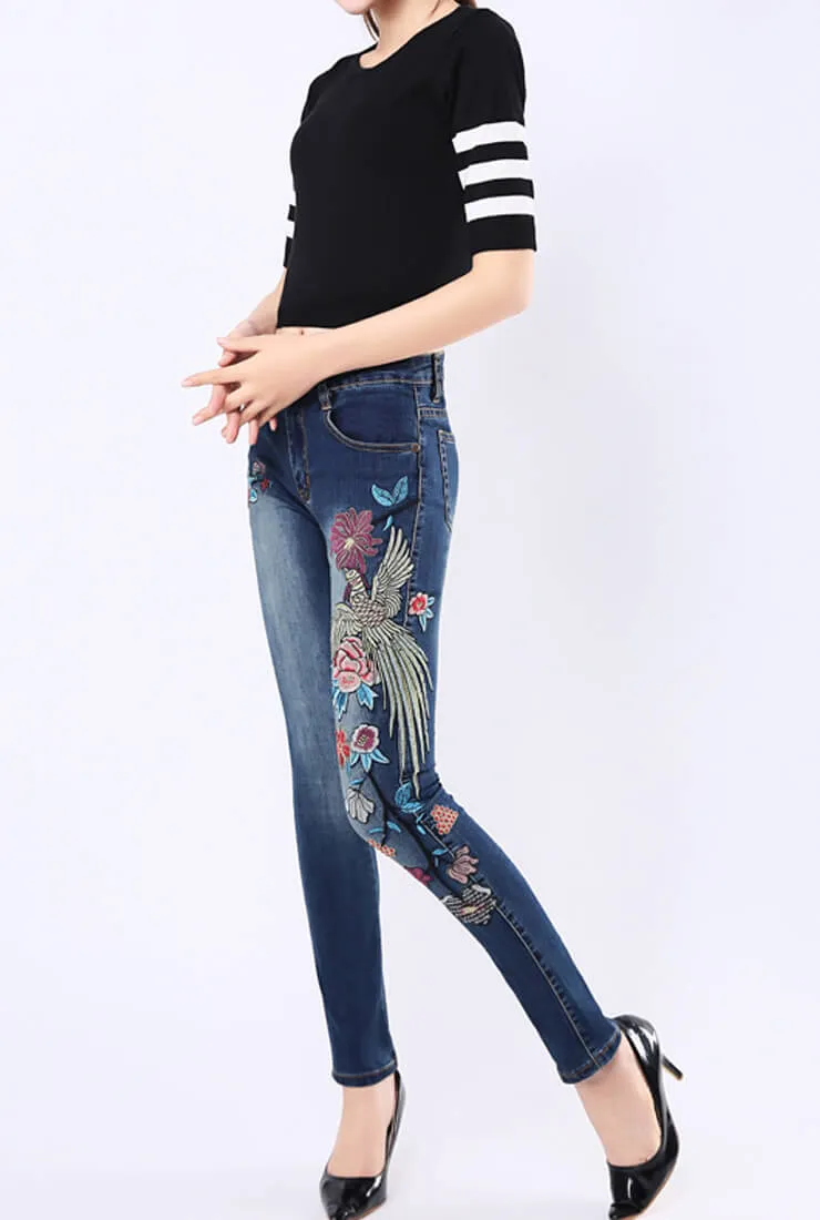 Embroidered Stretch-Slim Skinny Jeans