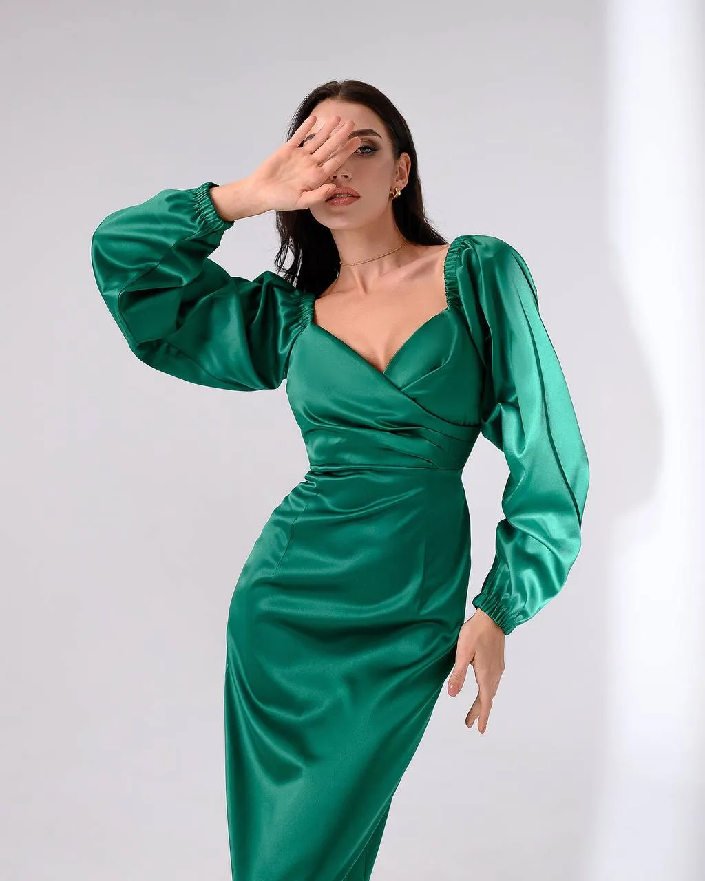 Emerald Satin Puff-Sleeve Midi Dress