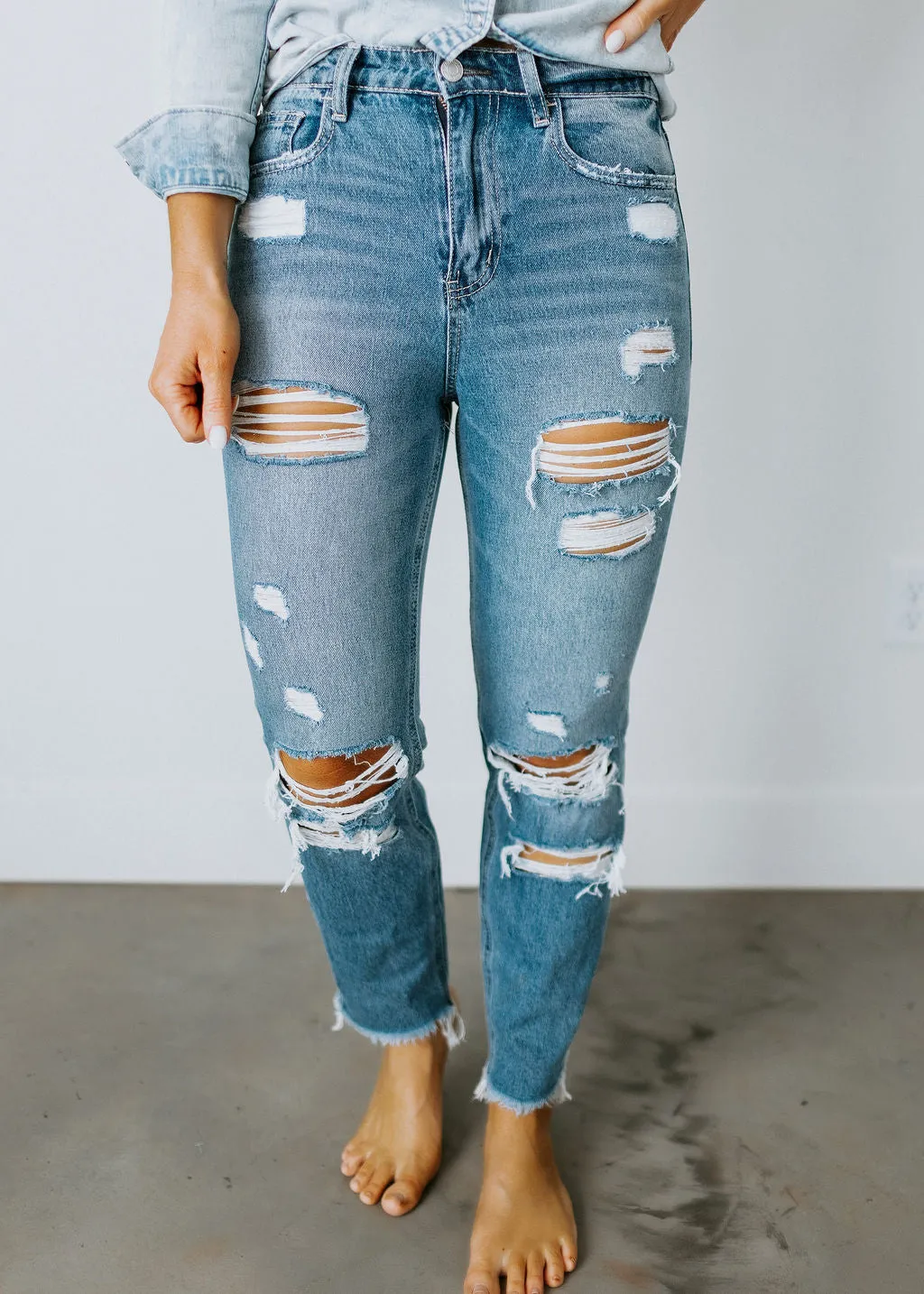 Emma Distressed Mom Jean