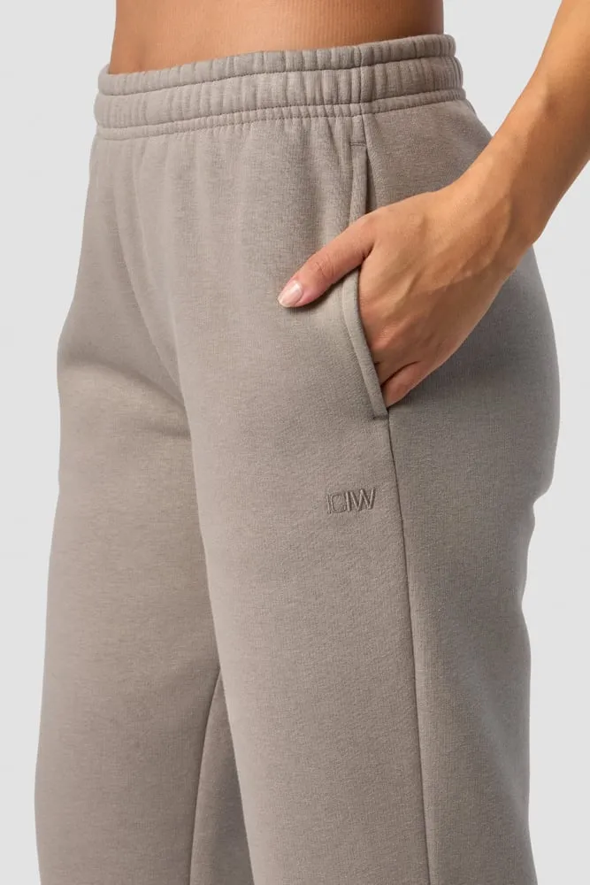 Everyday Straight Leg Sweatpants