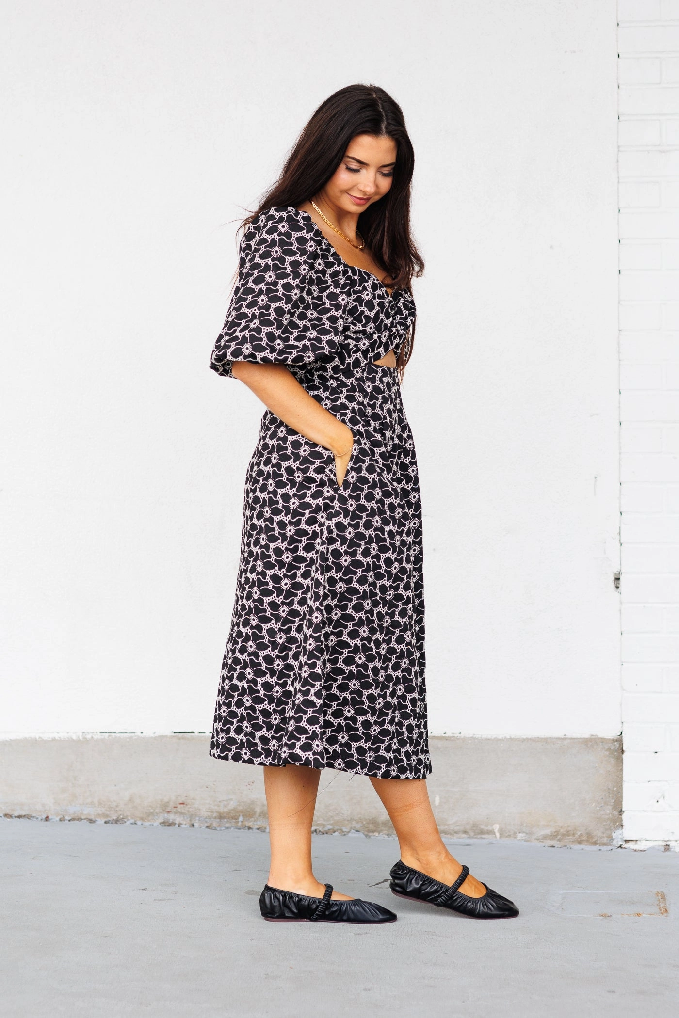 ANNA MIDI DRESS Style focused Year Rounder