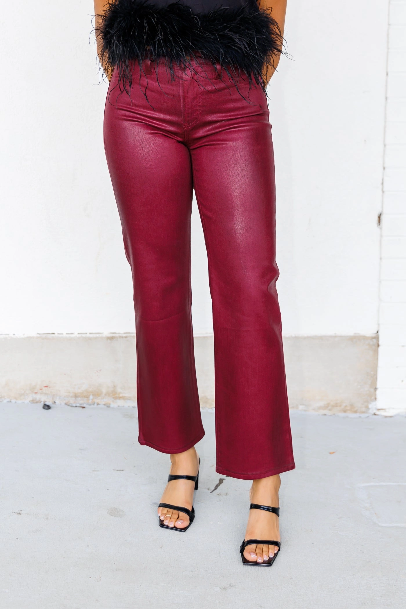 EVIE COATED JEANS Crisp Look Traveler Gear Morning Stroll