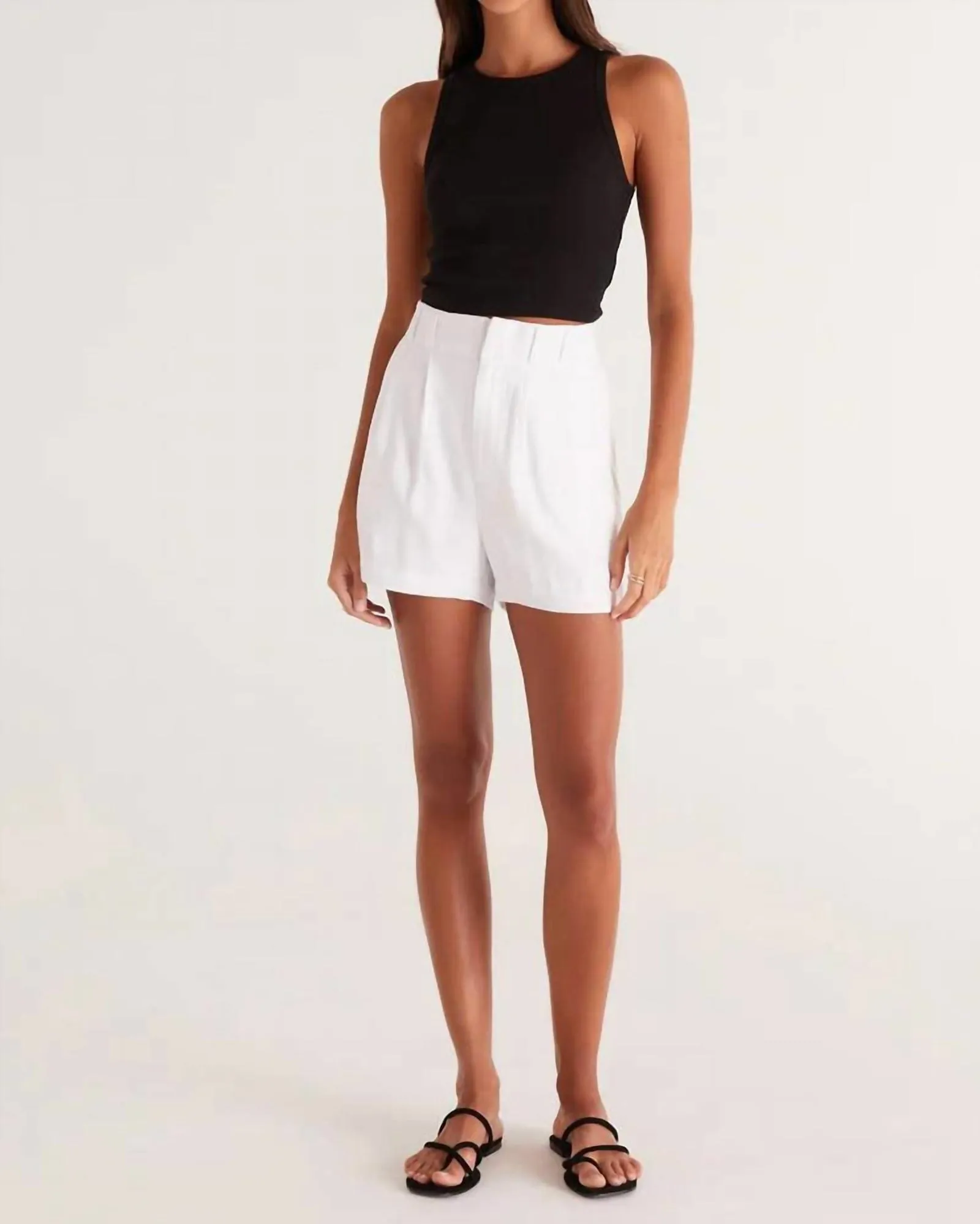 Farah Short In White | White