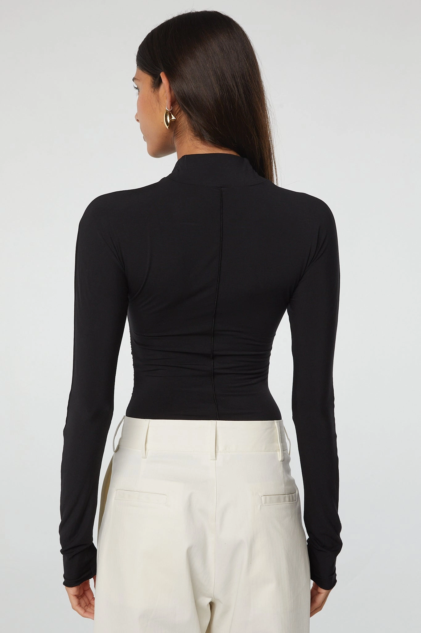 FELIX TOP Rolled Hem Finish Reinforced Neckline