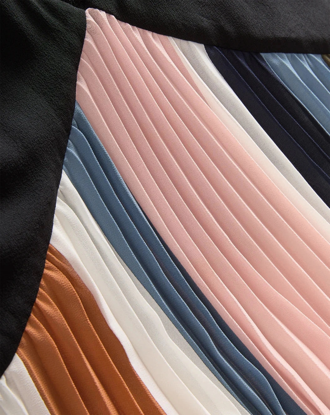 Nelly Pleated Maxi Dress Dove Multi Neutral Flow