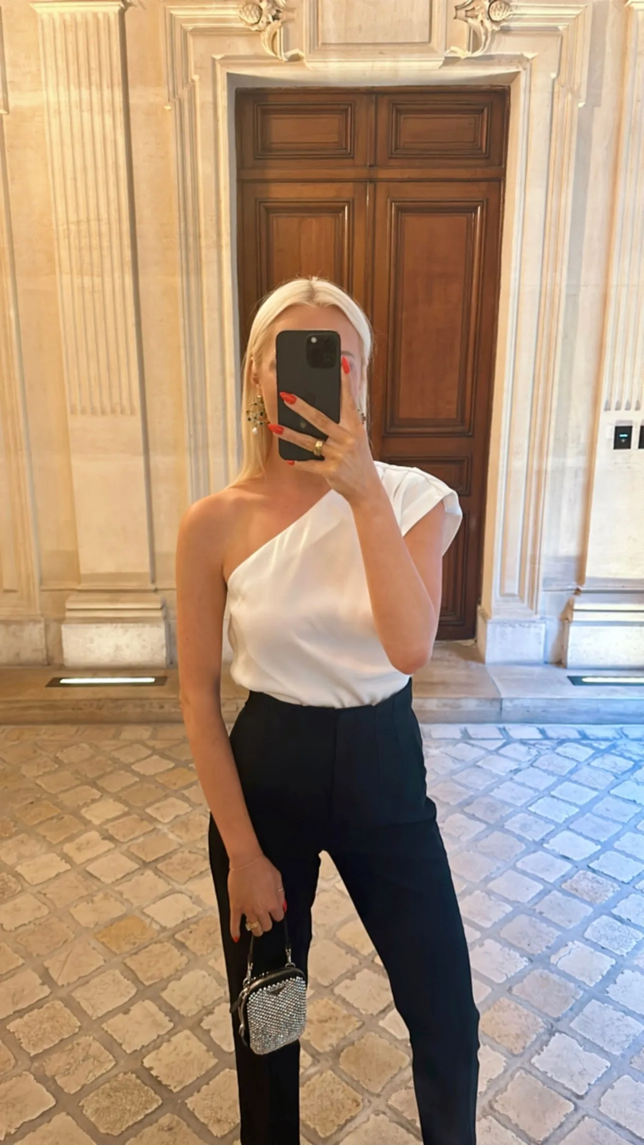 FINAL SALE!! Isabele One Shoulder Top in White