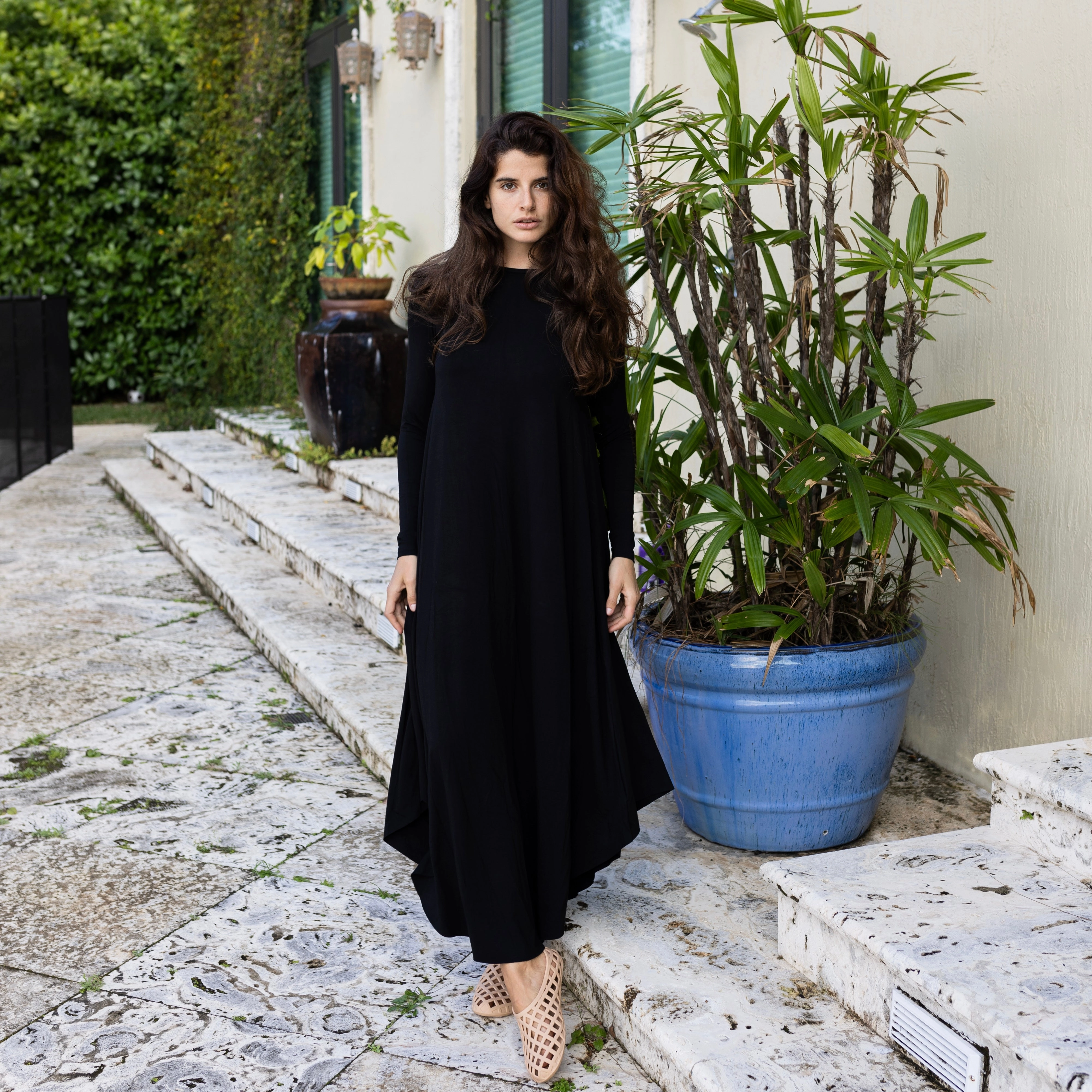 Flattering bodycon dress Love Glow Midi Maxi Dress | Black