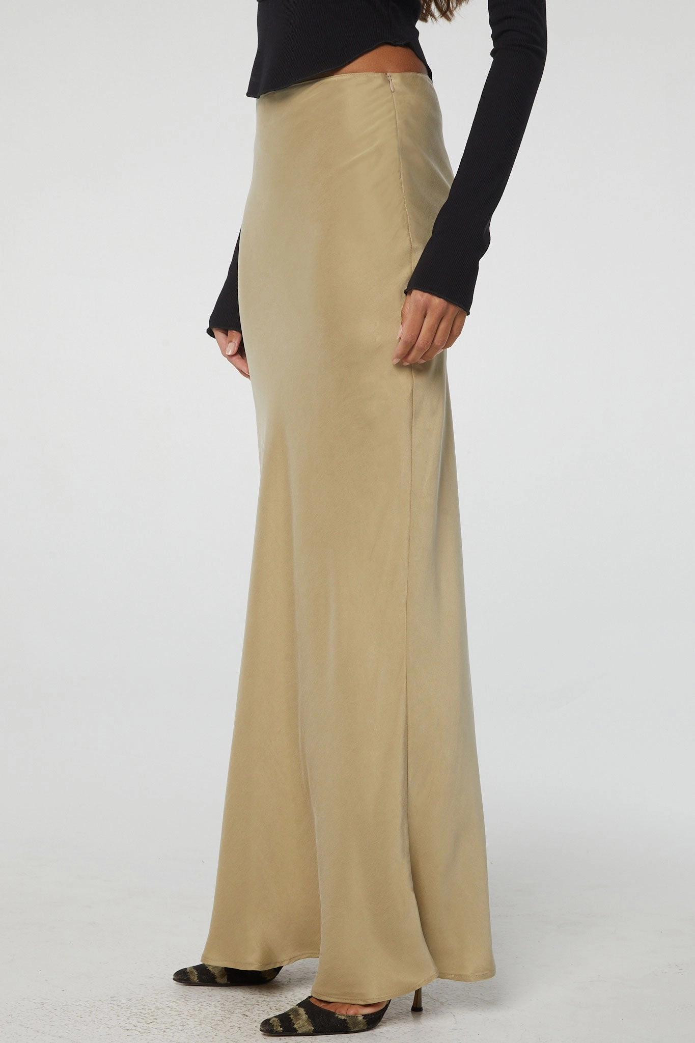 Heat Dissipating CLEO SKIRT