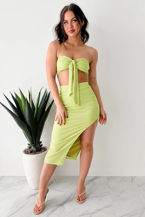 BondedEdges Flawlessly Loud Textured Knit Bandeau & Skirt Set (Kiwi)