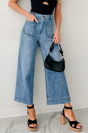 Saylor High Rise Wide Crop Jeans (Dark) Casual Performance