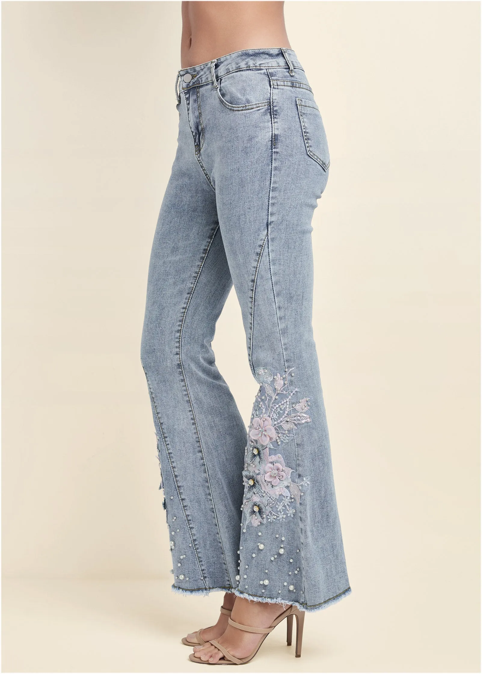 Floral Applique Jeans - Light Wash