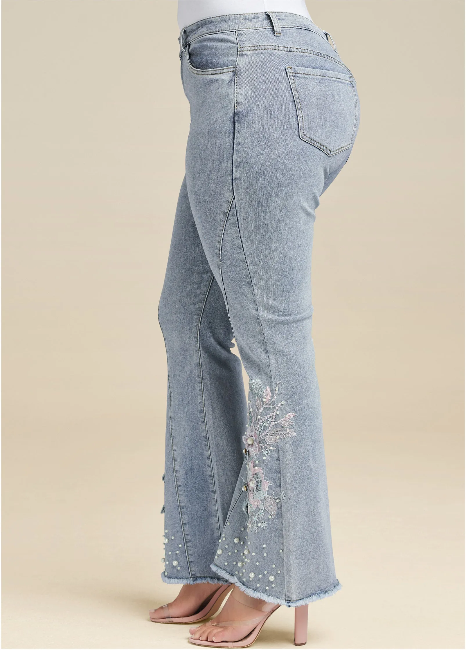 Floral Applique Jeans - Light Wash