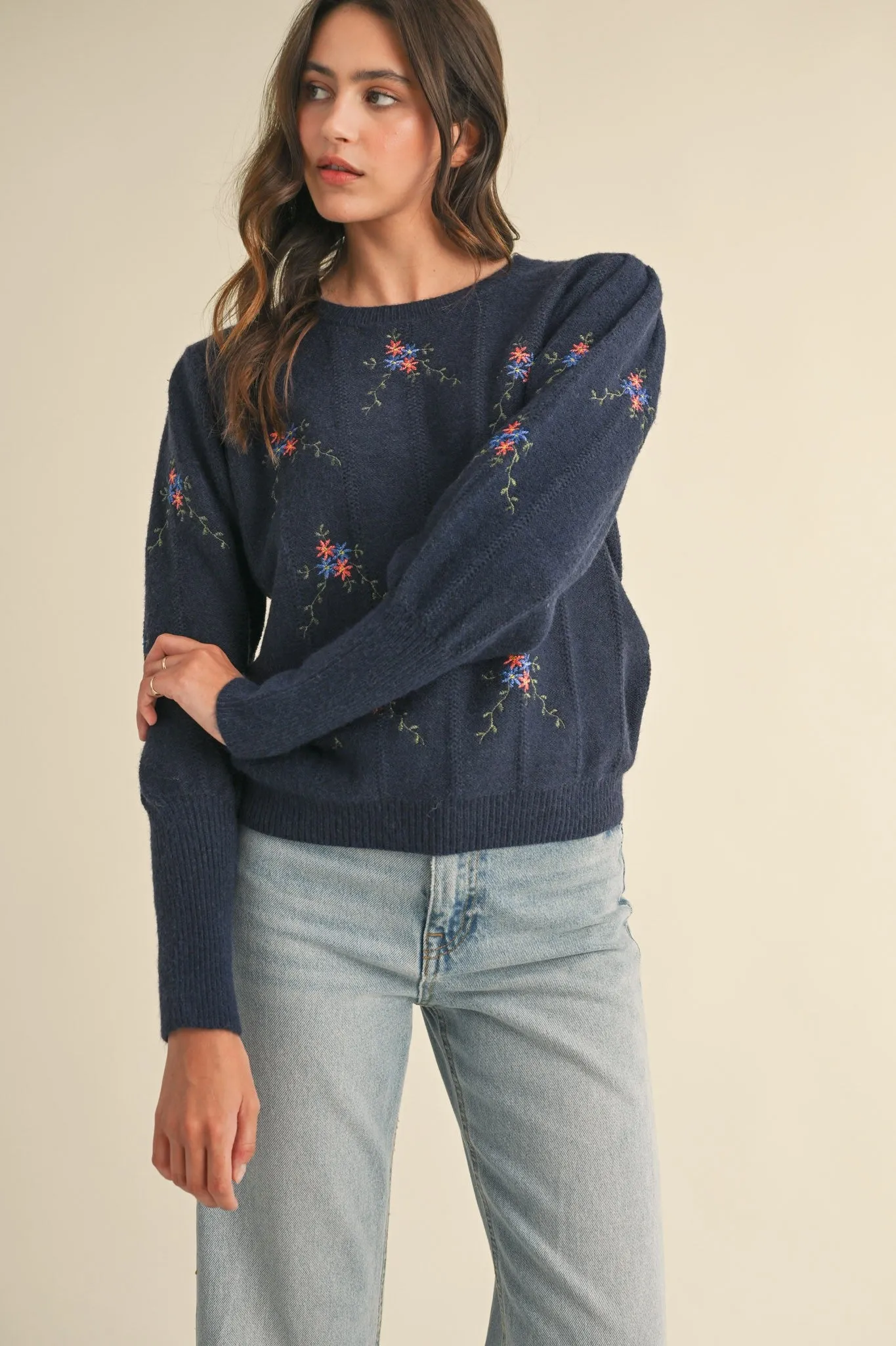 FLORAL EMBROIDERY SWEATER