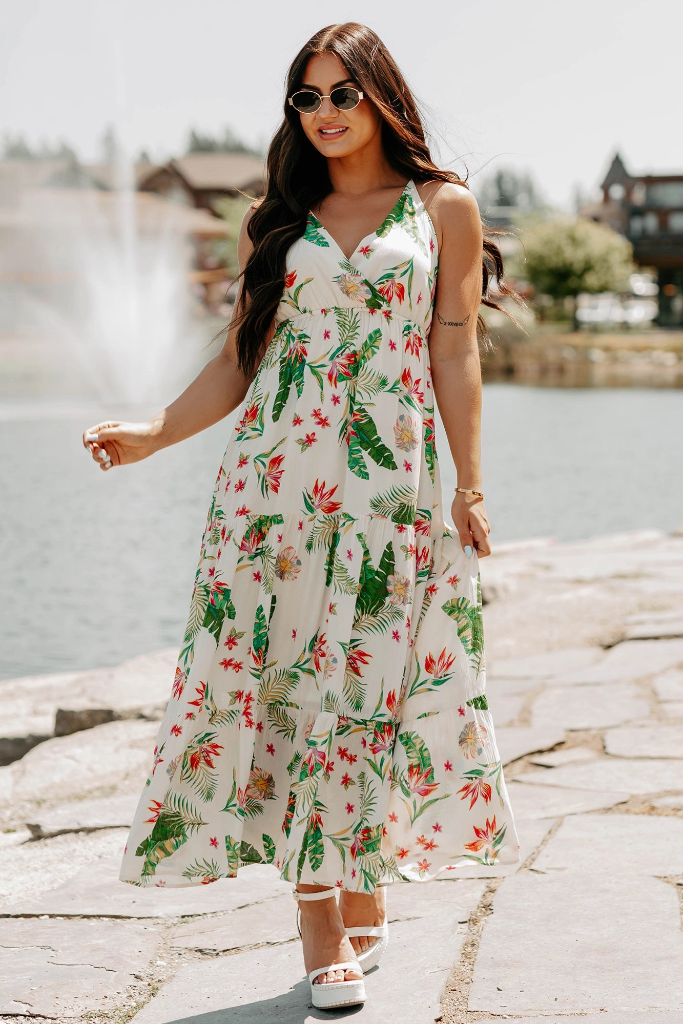 Flourish Club Sleeveless Floral Maxi Dress (Ivory/Multi) Trendy Cut Bold Cut