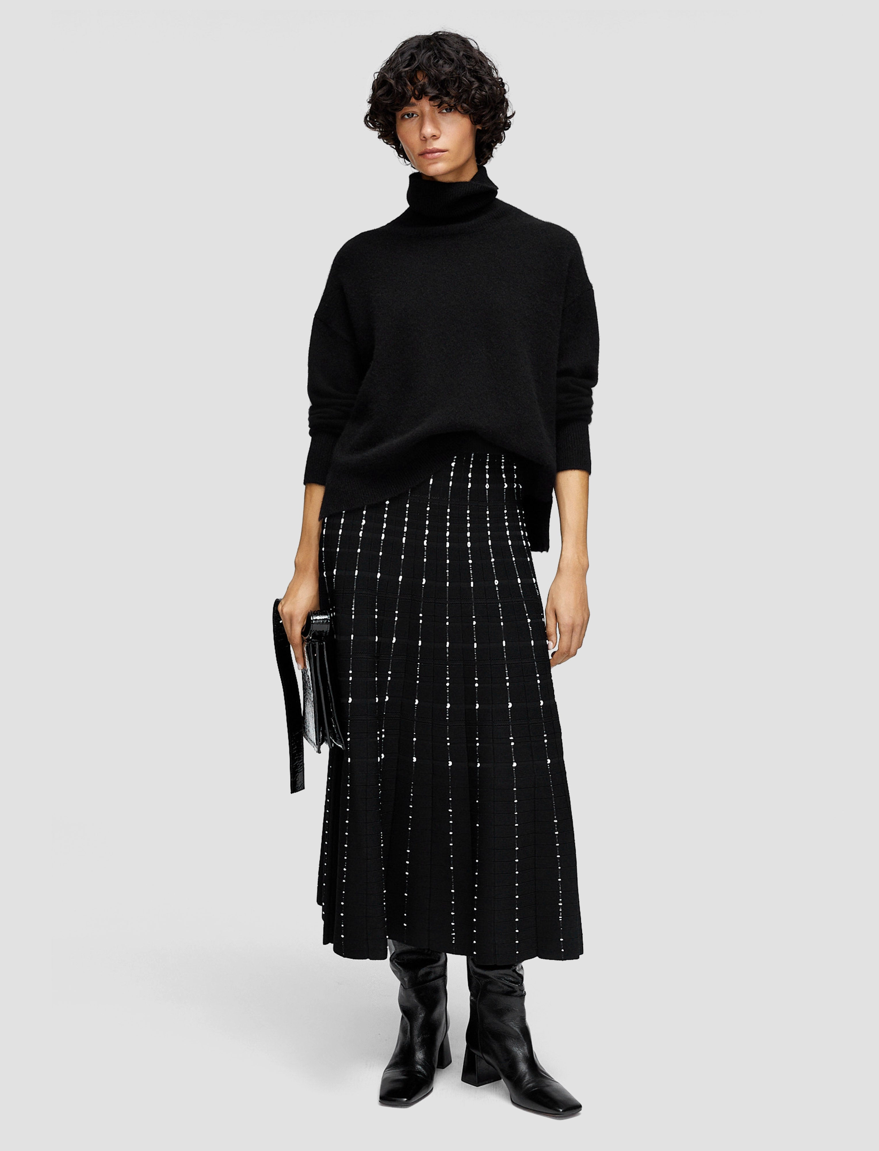Visual Outfit Fragmented Stripes Skirt