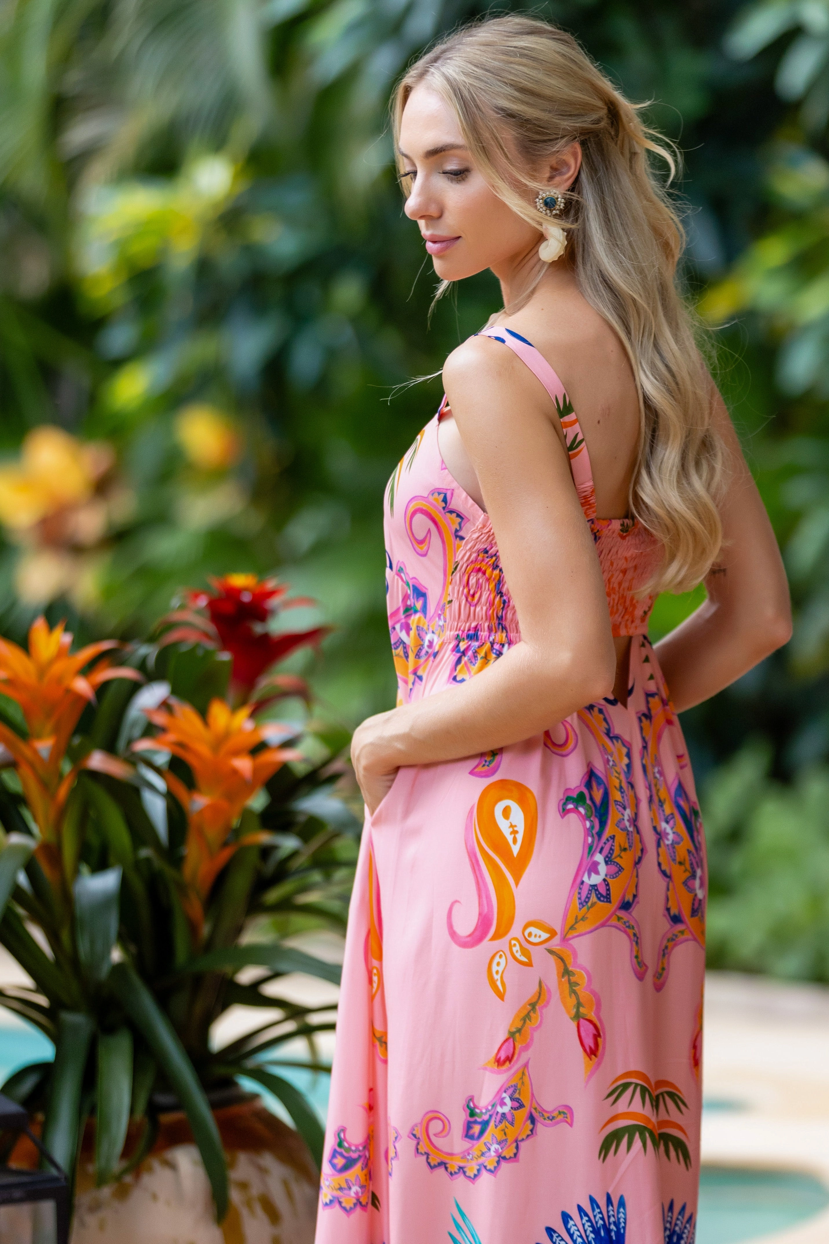 Giselle Dress / Pink Parrot Comfort Mode Fresh Outfit