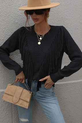 TaglessNecklineComfort FRONT TASSEL DETAILED KNIT SWEATER TOP