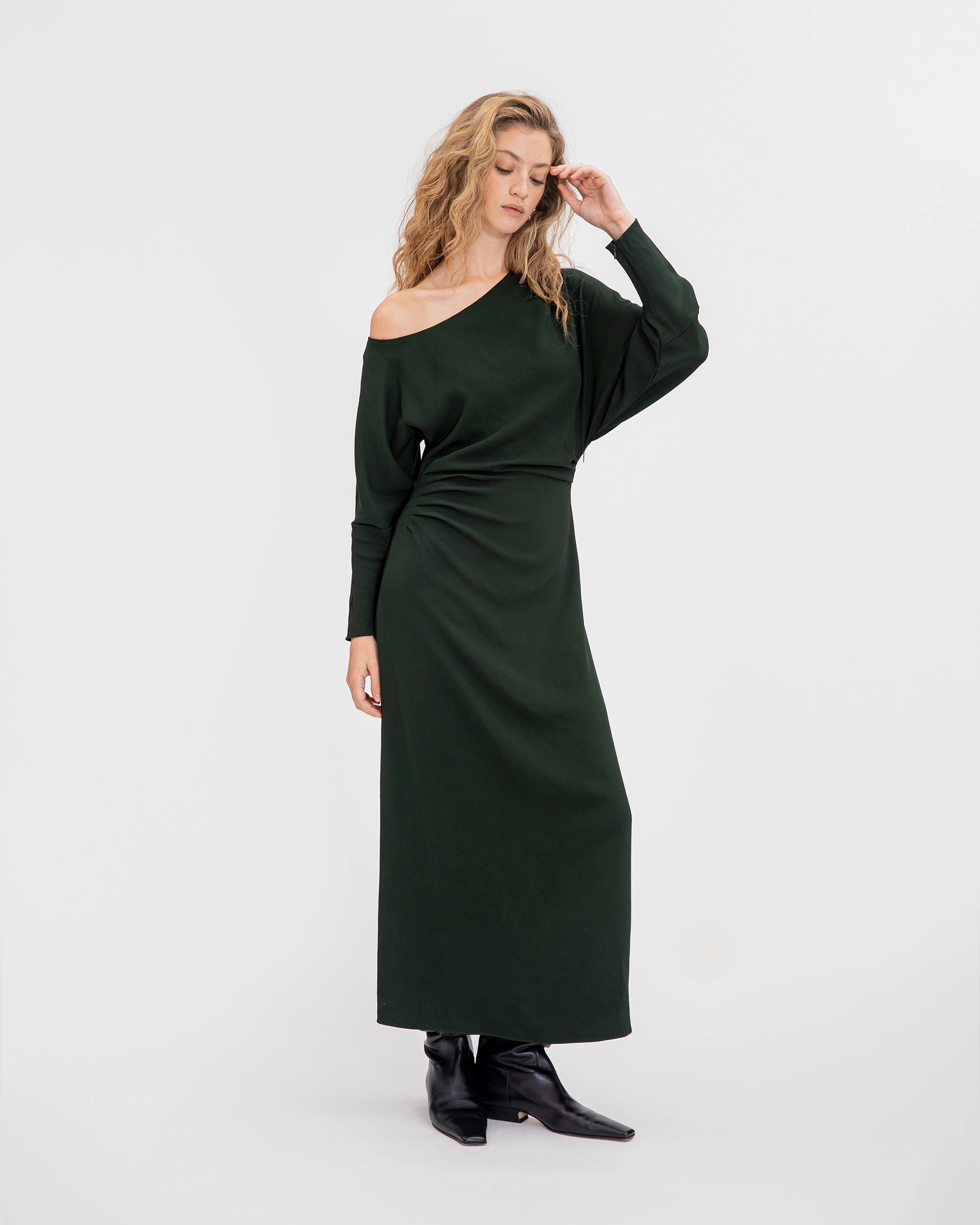 Georgie Dress Grace Walk Street Elegance