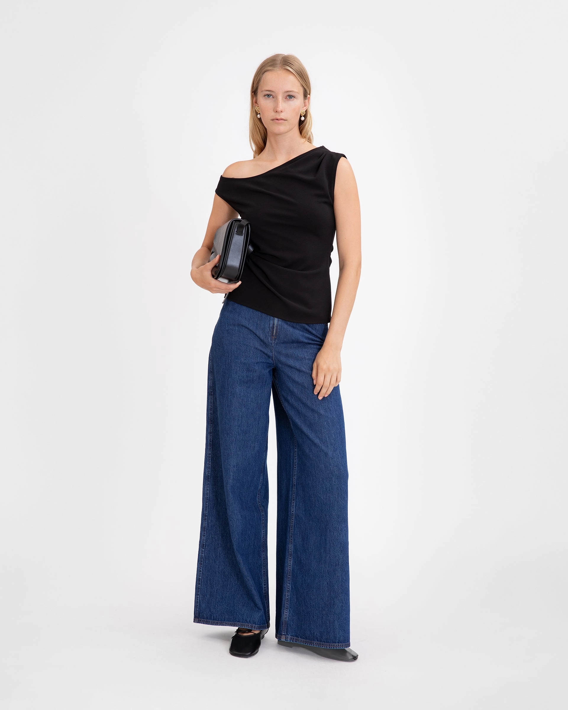 Sustainable Production Methods Durable Binding Gio Top