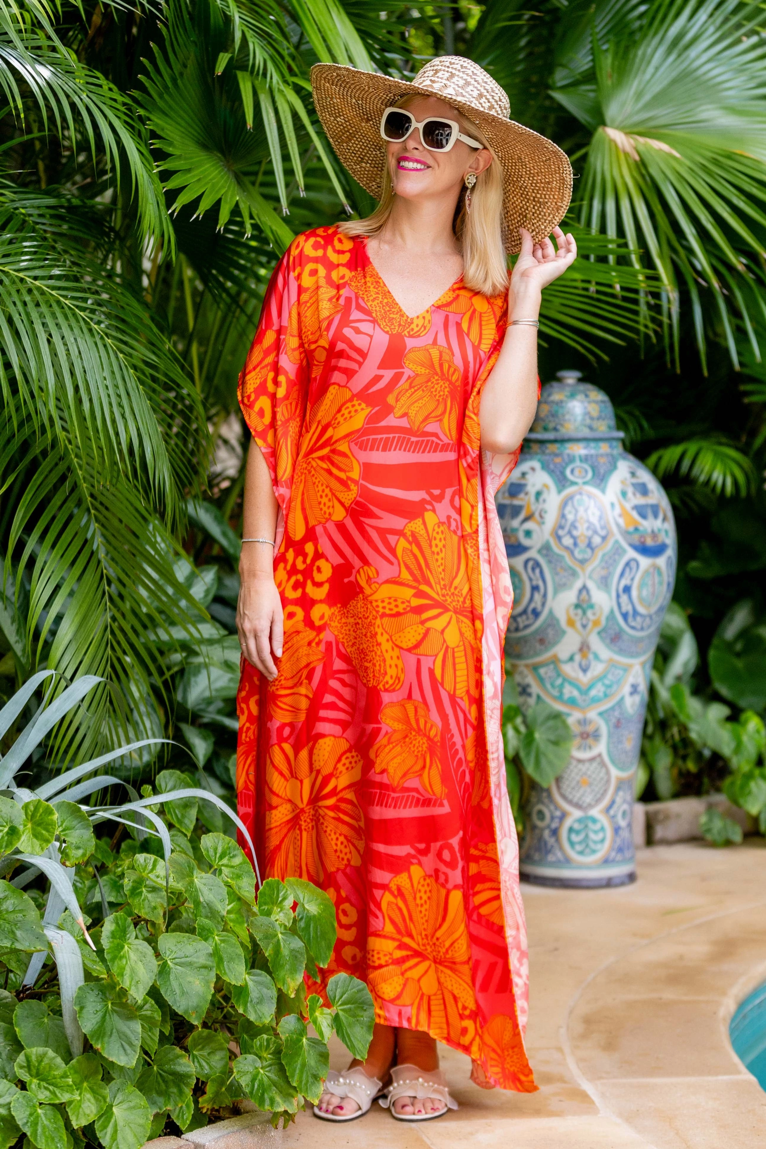 Giovanna Kaftan / Orange Pink Multi Subtle design