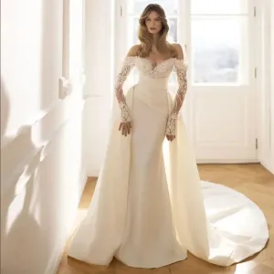 Gorgeous Long Sleeves Mermaid Wedding Dress with Detachable Train Luxury Bridal Gown