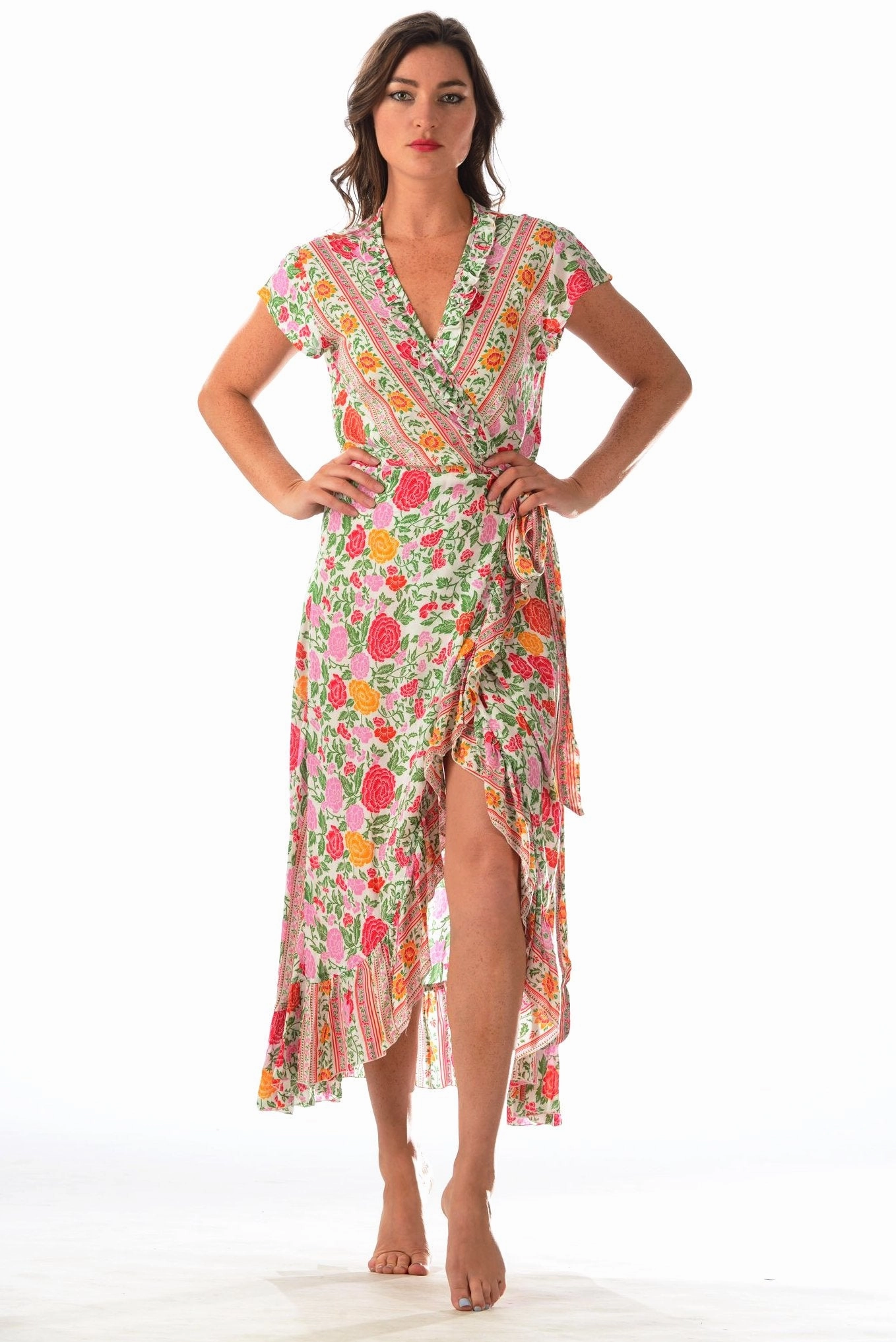 Voyager Dress / White Rose Romantic dinner wear