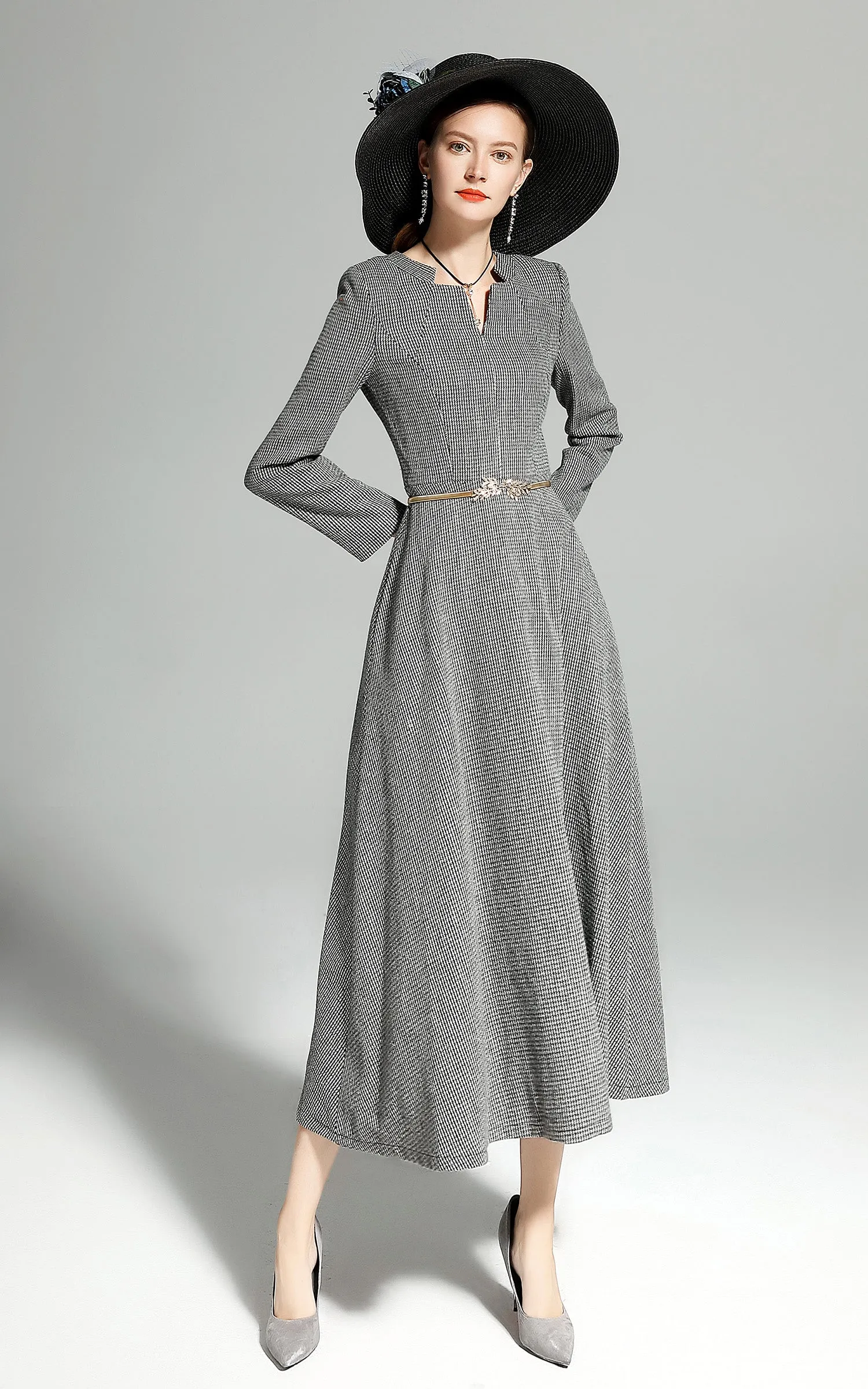 Gray autumn winter long-sleeved V-neck woolen dress- Sei