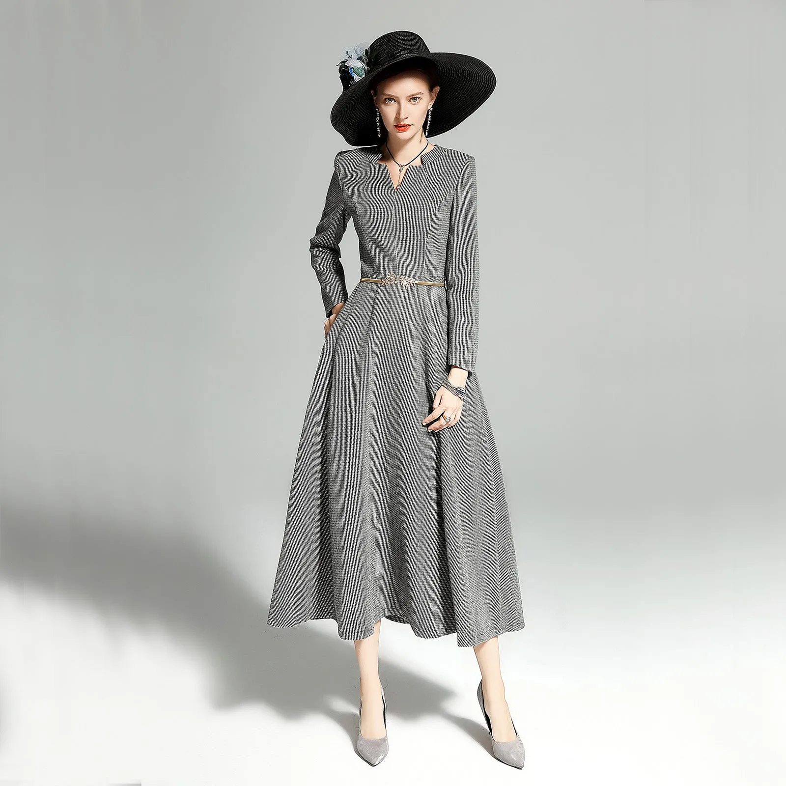 Gray autumn winter long-sleeved V-neck woolen dress- Sei