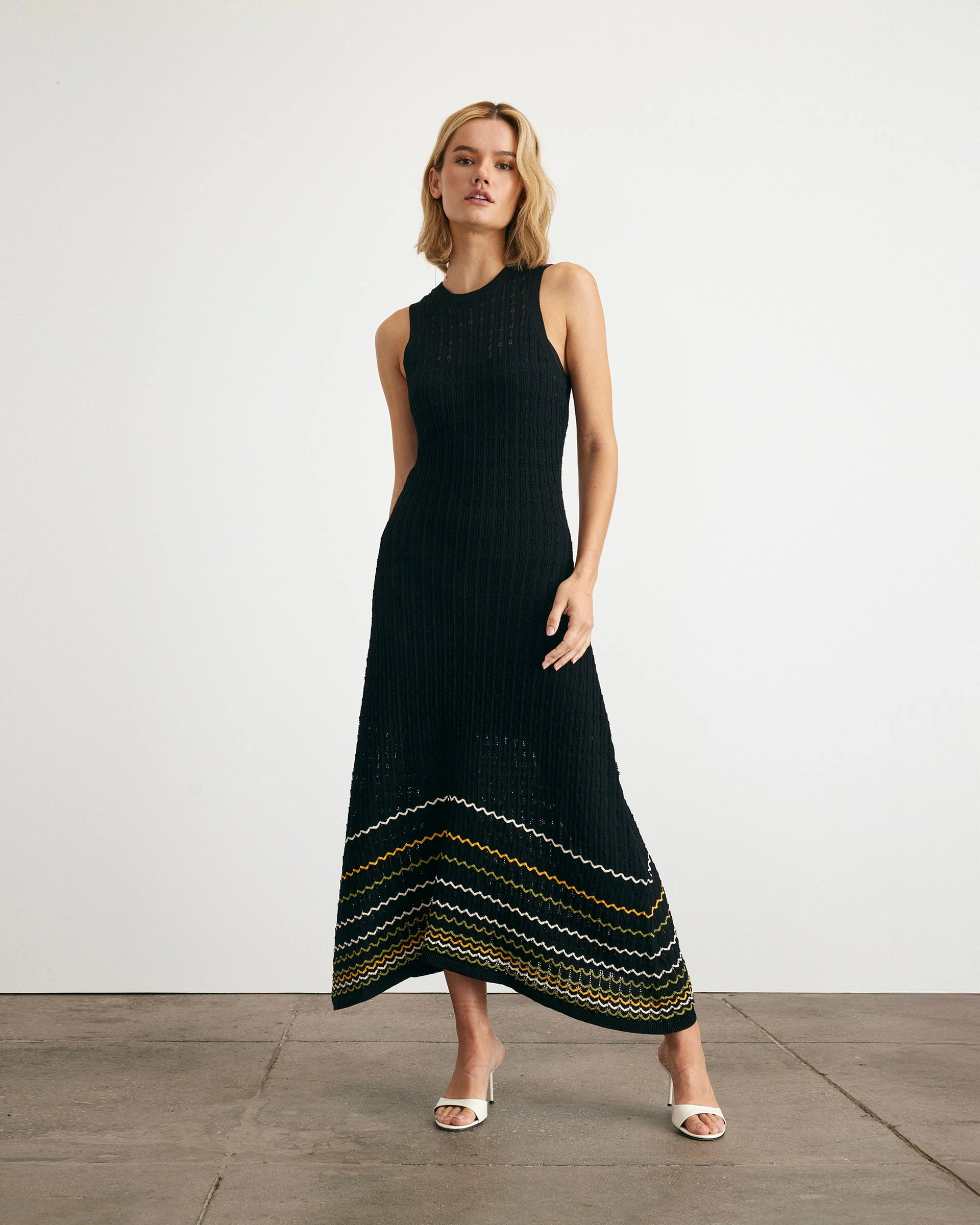 Greyson Dress Stylish Waist Fit