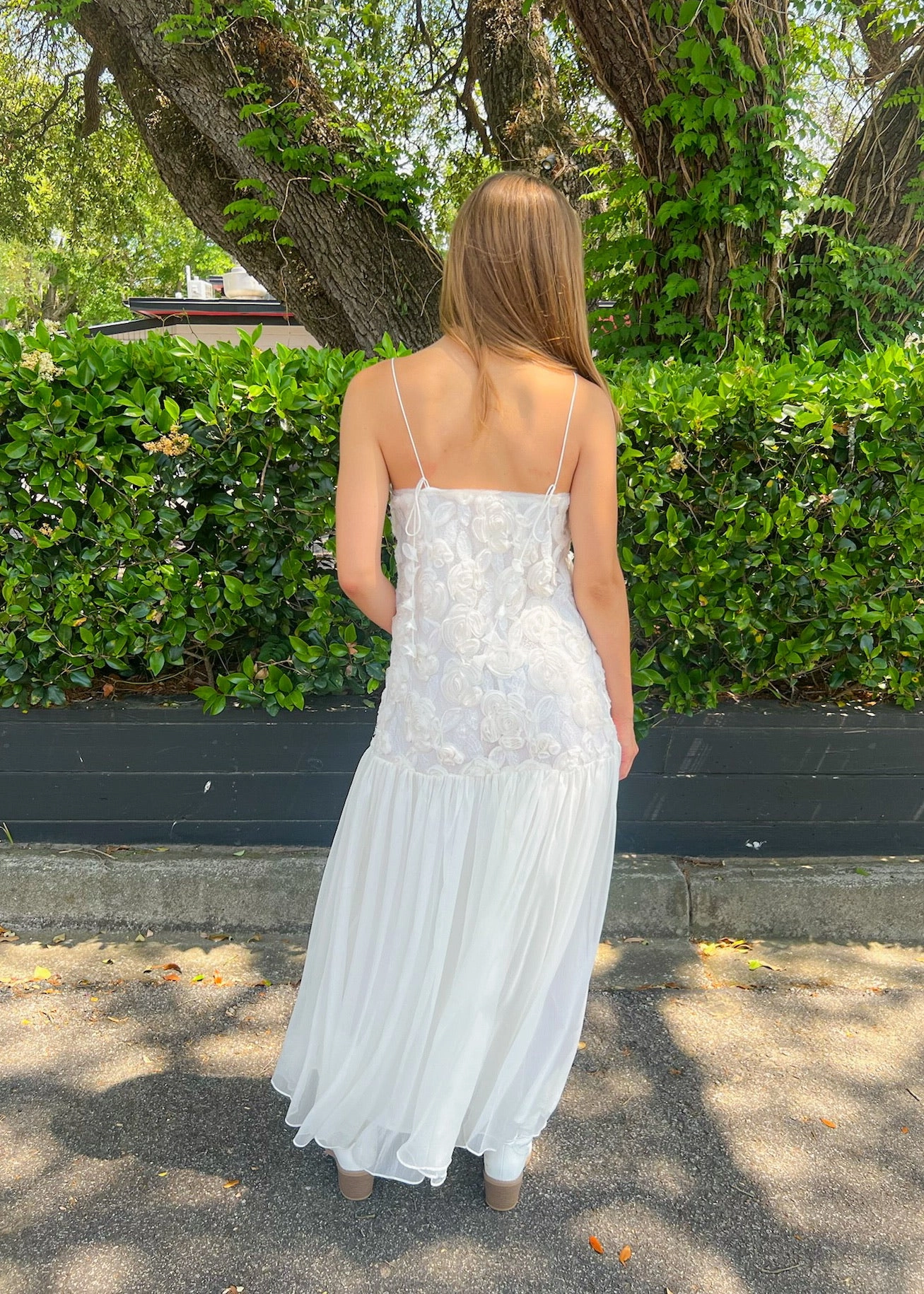 Basic Fashion LUCY PETAL TEXTURED MAXI DRESS